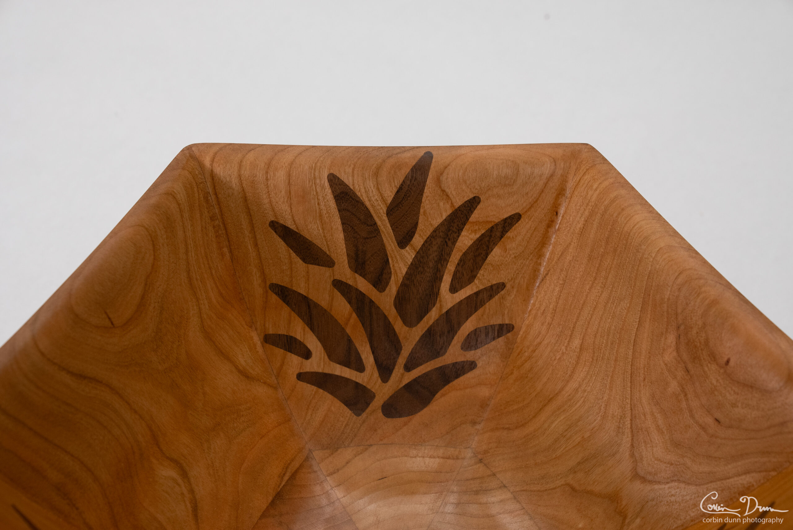 Hex Salad Bowl with Wood Inlay - Cherry and Walnut - Image 8
