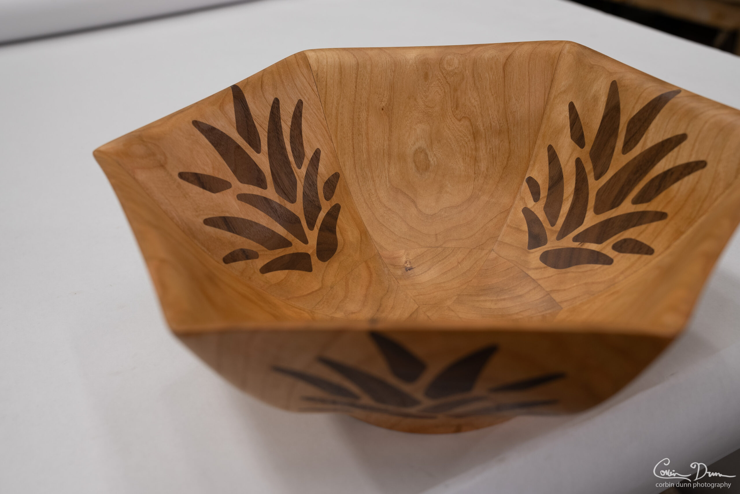 Hex Salad Bowl with Wood Inlay - Cherry and Walnut - Image 5