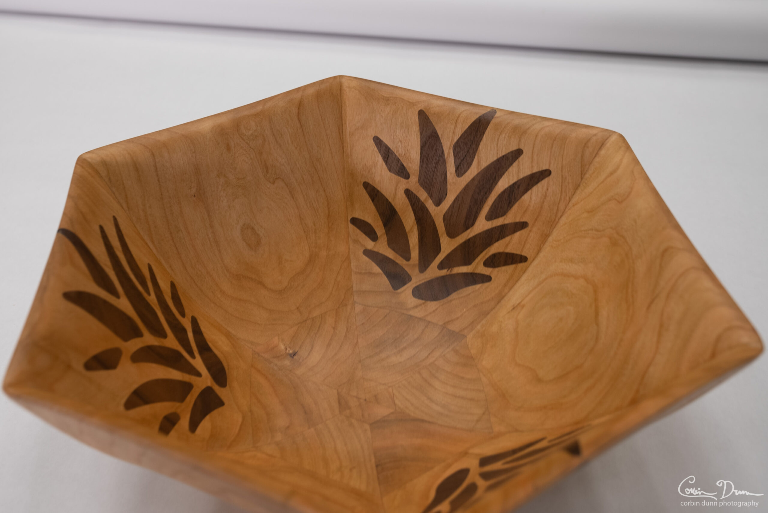 Hex Salad Bowl with Wood Inlay - Cherry and Walnut - Image 7