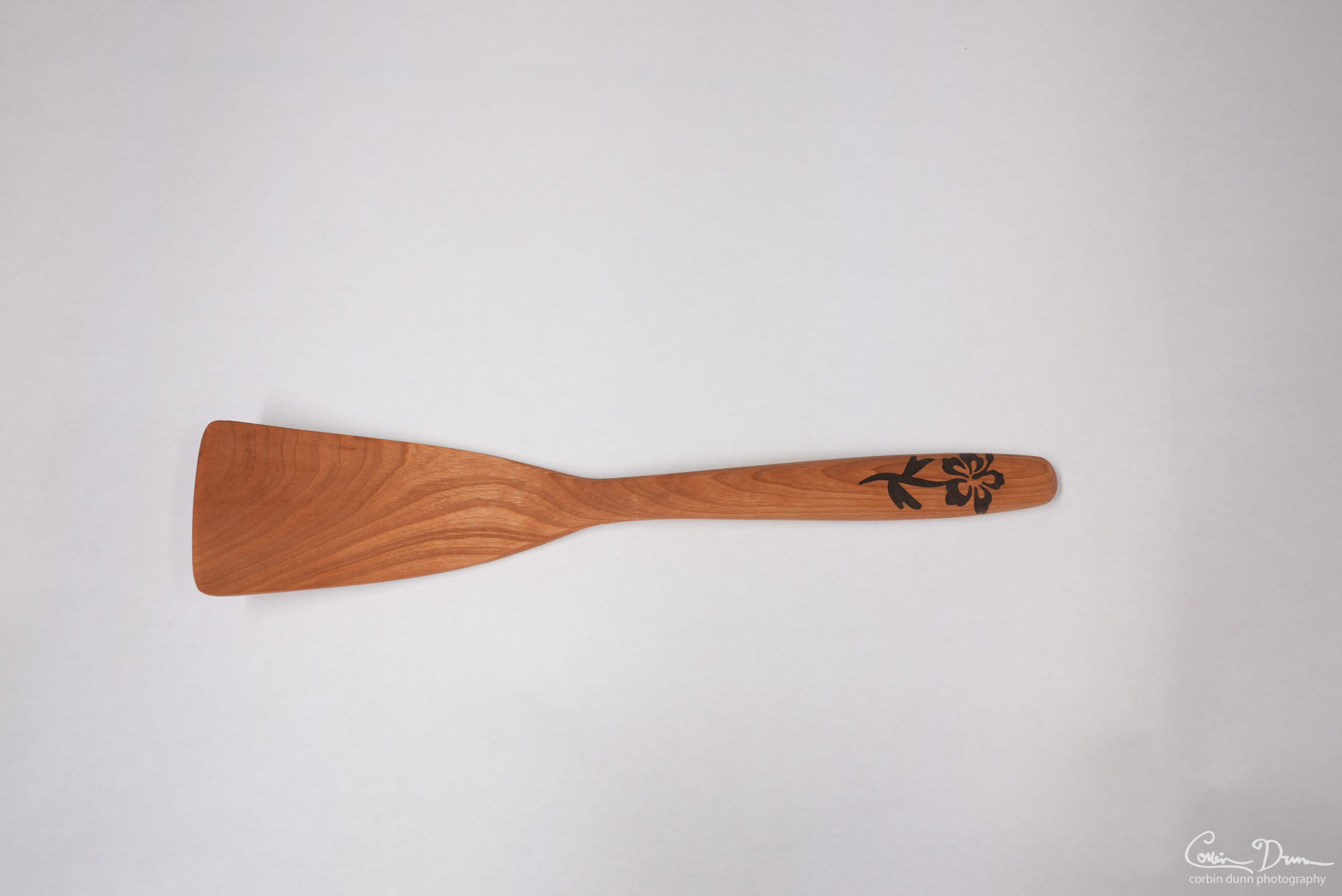 Wok Spatula with Hibiscus Inlay - Cherry and Walnut - Image 5