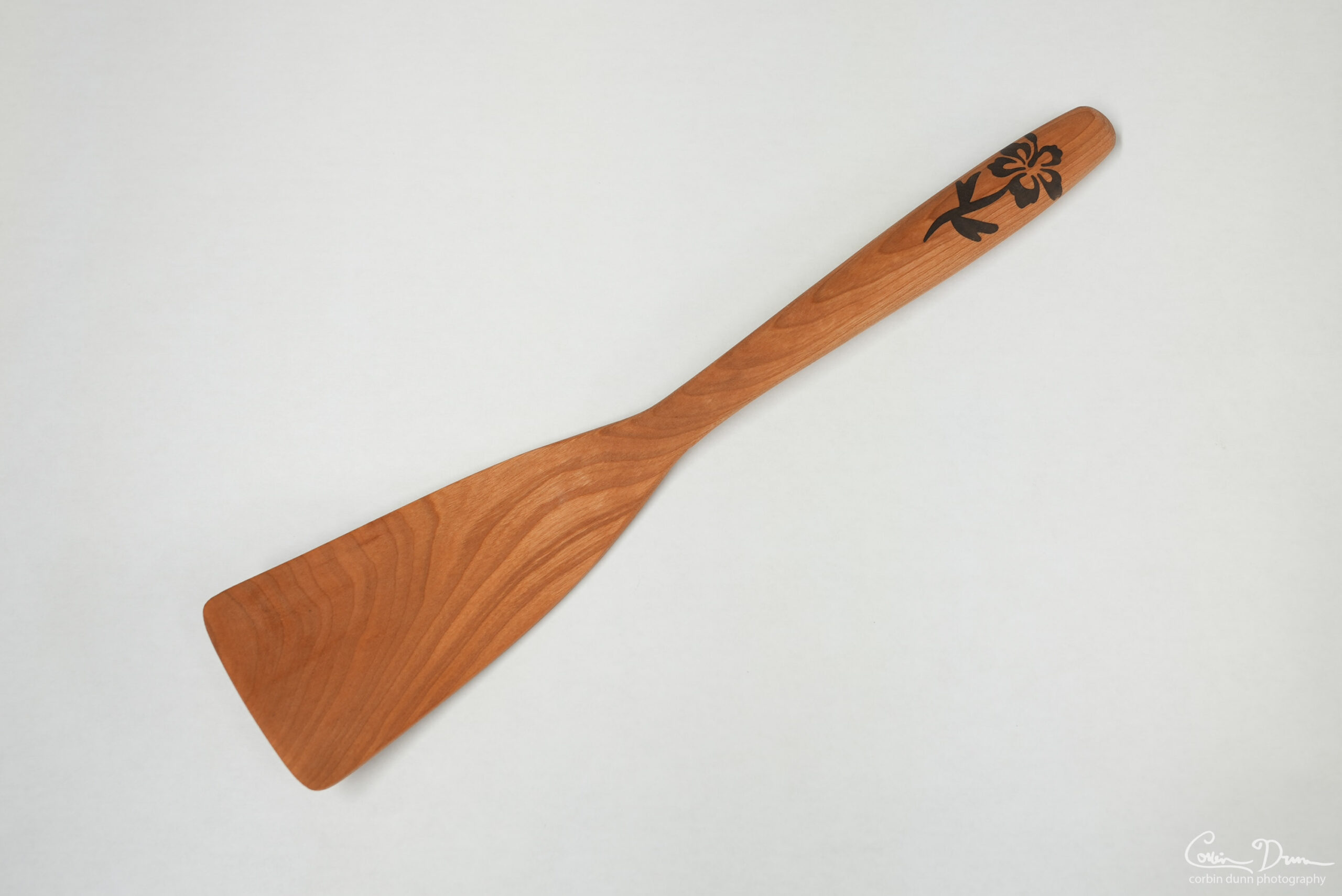 Wok Spatula with Hibiscus Inlay - Cherry and Walnut
